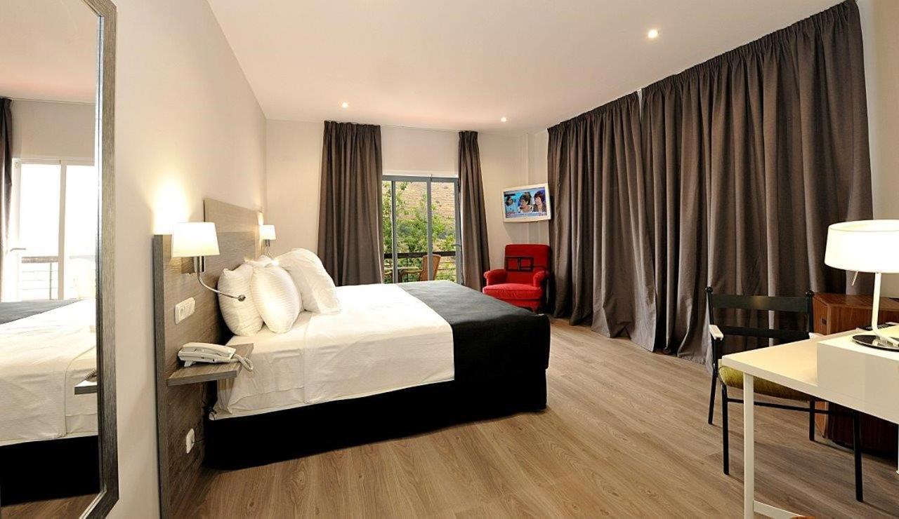 Hotel Salobrena Suites Ngoại thất bức ảnh