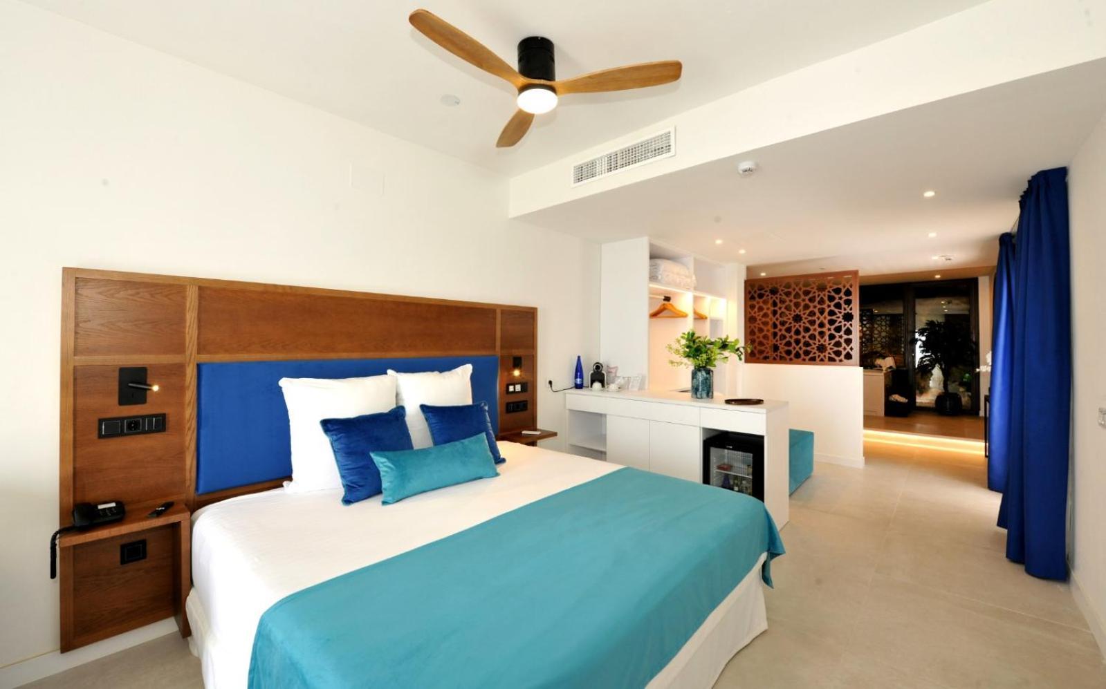 Hotel Salobrena Suites Ngoại thất bức ảnh
