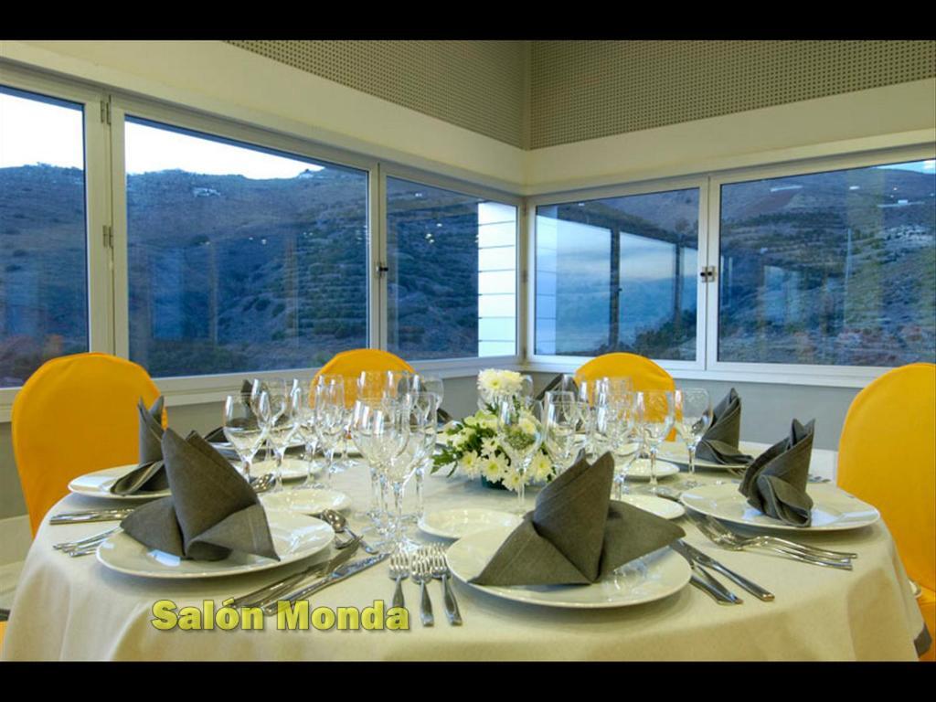 Hotel Salobrena Suites Ngoại thất bức ảnh