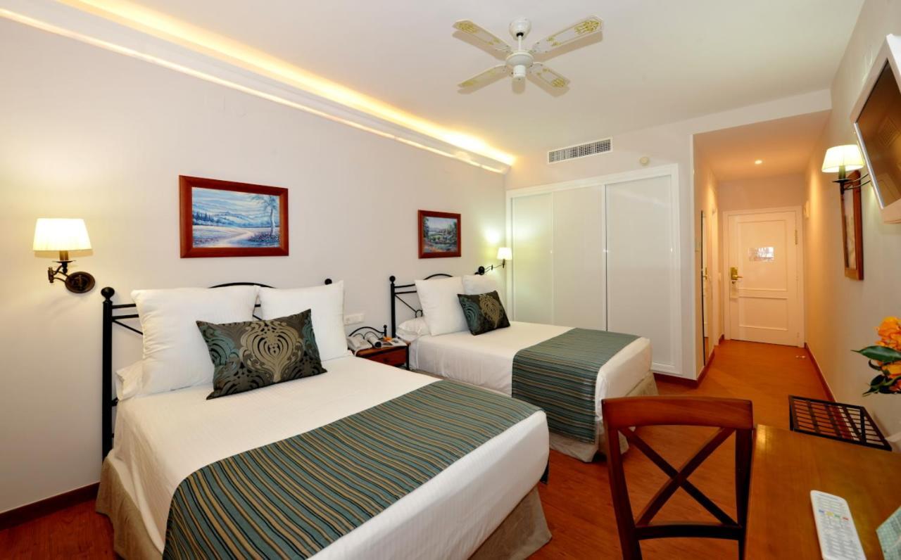 Hotel Salobrena Suites Ngoại thất bức ảnh
